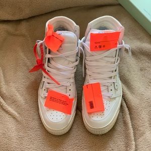 Off Court 3.0 High Top Sneaker